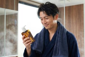 夫婦で使えば、バスルームも家計もスッキリ。